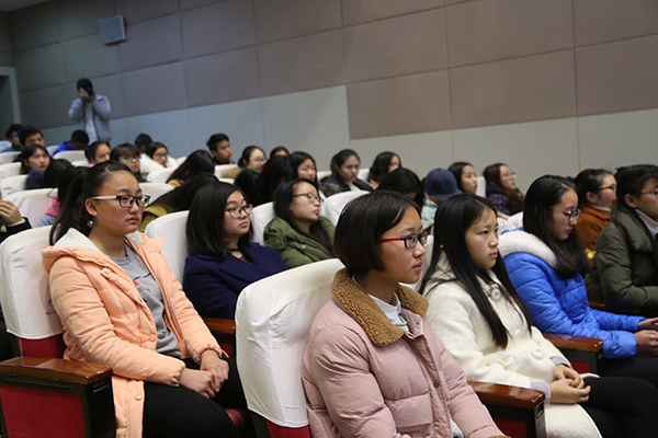 西北大學(xué)黨委常委、副校長王堯宇教授蒞臨內(nèi)江師范學(xué)院講學(xué)