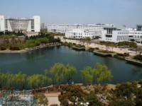 上海大學(xué)師范學(xué)院2023年學(xué)費、收費多少