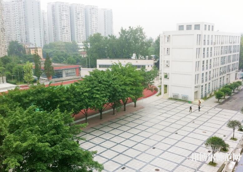 成都洞子口職業(yè)幼兒師范高級中學(xué)2018年報名條件、招生對象
