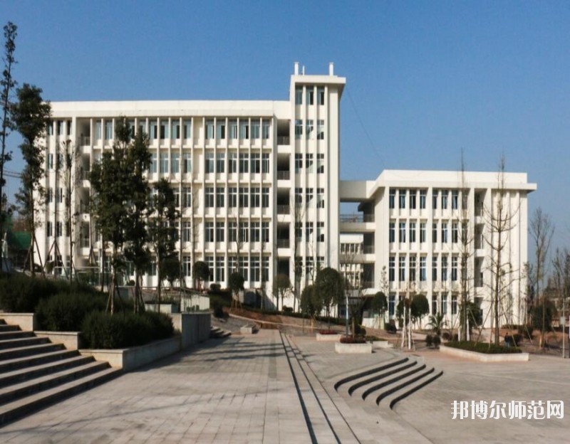 成都信息技術幼兒師范學校有哪些專業(yè)