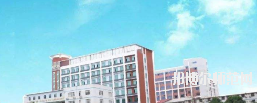 廣西中專幼師學(xué)?？梢钥即髮? width=