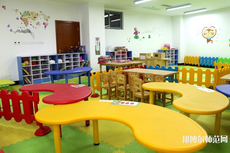 南京2020年男生讀幼師學(xué)校學(xué)什么專(zhuān)業(yè)好