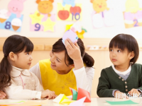 南昌2020年中專幼師學(xué)?？梢钥即髮? /><b>南昌2020年中專幼師學(xué)校可以考大專嗎</b><span>2020-03-23 15:01</span><p>南昌2020年中專幼師學(xué)?？梢钥即髮?對(duì)于中專幼師學(xué)校怎么考大專這個(gè)問題，相信選擇幼師專業(yè)的小伙伴們都是想拿到一個(gè)更高的文</p></a></li>
            <li><a href=