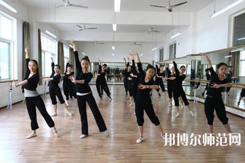 惠州2021年中專幼師學?？梢钥即髮? width=