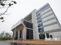 陜西2021年男生上幼師學校學什么專業(yè)好