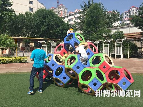 眉山2021年中專(zhuān)幼師學(xué)校專(zhuān)業(yè)都學(xué)什么