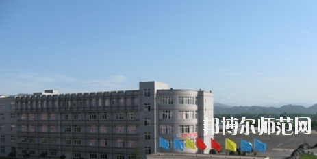貴州省銅仁幼兒師范高等專(zhuān)科學(xué)校2023年報(bào)名條件、招生要求、招生對(duì)象