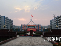 湖北職業(yè)技術(shù)師范學(xué)院2023年報(bào)名條件、招生要求、招生對(duì)象