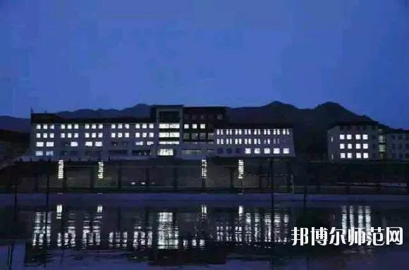 呼和浩特職業(yè)師范學(xué)院東校區(qū)2021年報(bào)名條件、招生要求、招生對(duì)象
