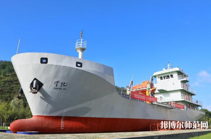 延安職業(yè)技術(shù)師范學(xué)院2023年報名條件、招生要求、招生對象