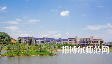 南華師范大學(xué)雨母校區(qū)2023年報(bào)名條件、招生要求、招生對(duì)象