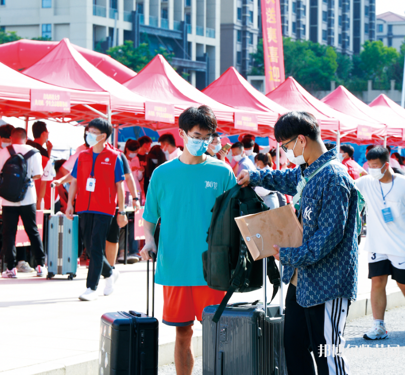 青島科技師范大學(xué)嶗山校區(qū)2023年報(bào)名條件、招生要求、招生對(duì)象 