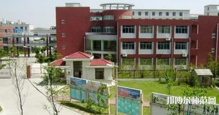 上海大學(xué)師范學(xué)院嘉定校區(qū)2023年怎么樣、好不好