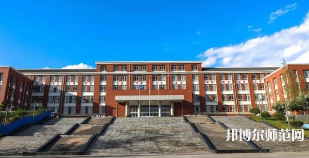 云南大學滇池師范學院楊林校區(qū)2023年報名條件、招生要求、招生對象