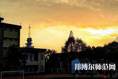黃岡師范學院2023年報名條件、招生要求、招生對象