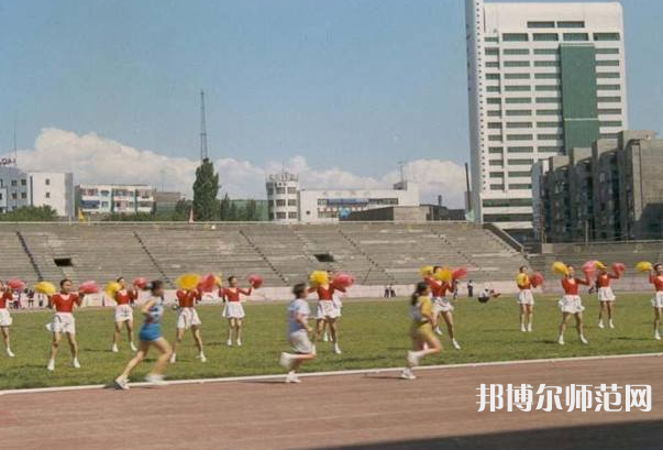 烏魯木齊職業(yè)師范大學(xué)2023年報名條件、招生要求、招生對象