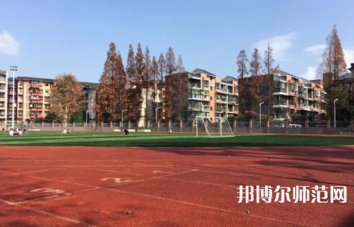 雅安職業(yè)技術(shù)師范學(xué)院2023年怎么樣、好不好