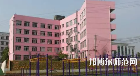 2023年達(dá)州高級技工幼兒師范學(xué)校報(bào)名條件、招生對象