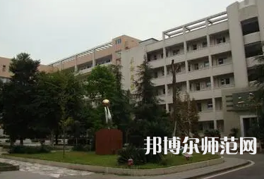 2023年隆昌城關(guān)幼兒師范職業(yè)中學(xué)報(bào)名條件、招生對(duì)象