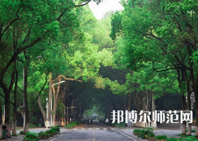 2023年華中師范大學(xué)報(bào)名條件、招生對(duì)象