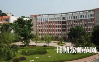 2023年重慶市江津區(qū)師范進修學校報名條件、招生對象