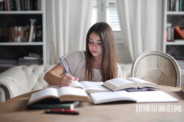 新疆大學(xué)師范學(xué)院南校區(qū)介紹、地址