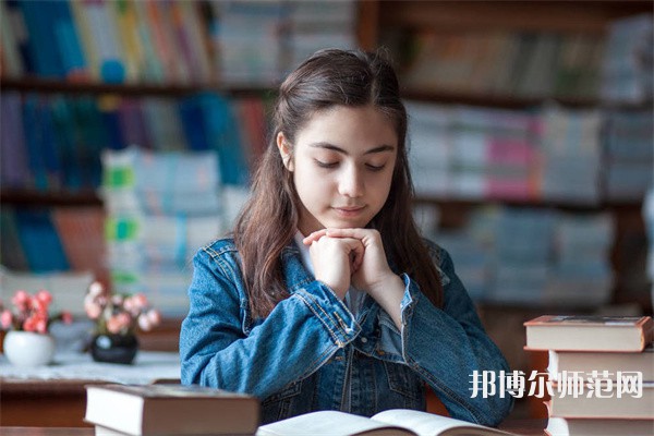 峨眉幼師文旅綜合高中介紹、地址