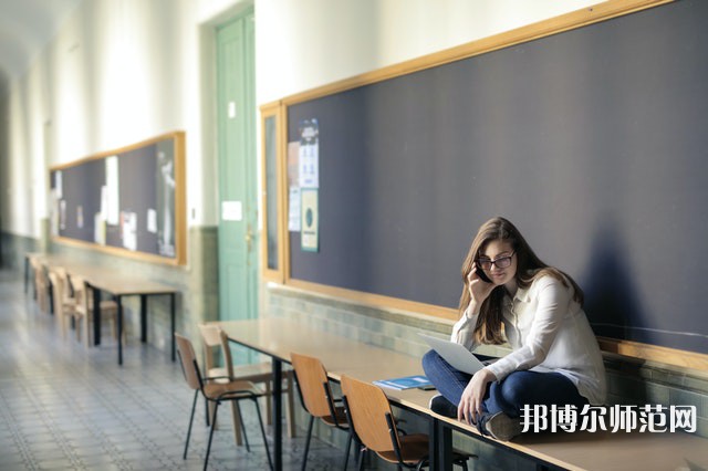 隆昌城關幼兒師范職業(yè)中學介紹、地址