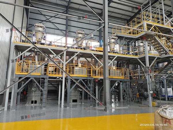 立式?jīng)_擊磨-石油焦-湖南某生產(chǎn)現(xiàn)場(chǎng)